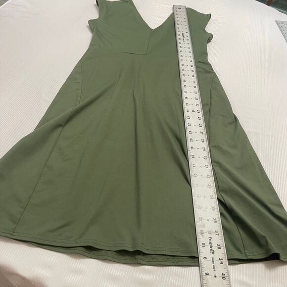 Patagonia Women’s Common Threads Green V Neck Dress Size Medium - Picture 6 of 6